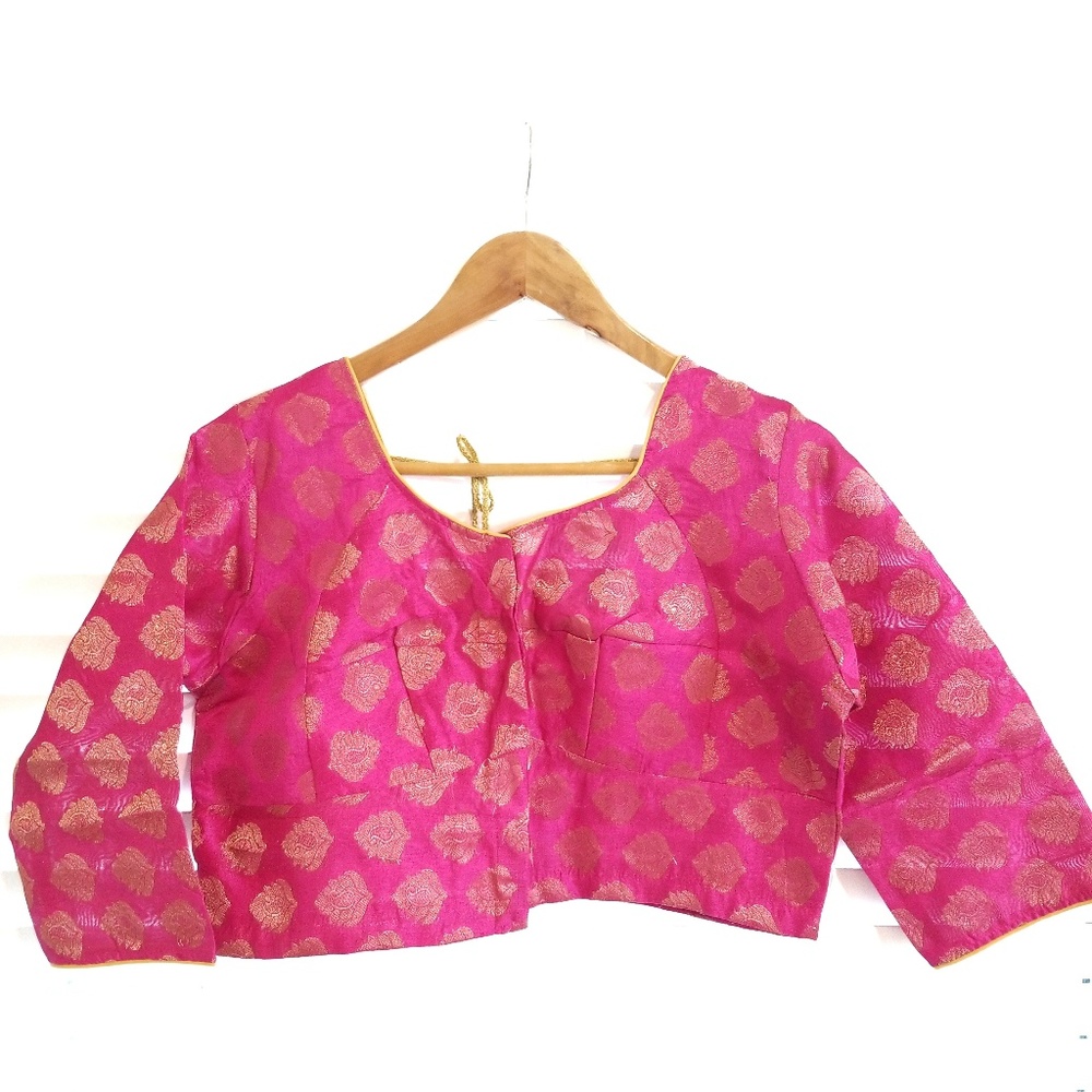 NWOT Pink Saree Indian Blouse Check Description